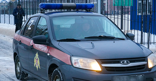 В Новодвинске экипаж Росгвардии задержал буйного посетителя парикмахерской