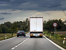 Уголовное дело нарушившего ПДД архангелогородца, вследствие чего погиб человек, направлено в суд