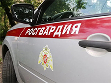 В Котласе сотрудники Росгвардии задержали гражданку, находящуюся в розыске