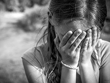 На протяжение нескольких лет мать из г. Новодвинска издевалась над своей дочерью