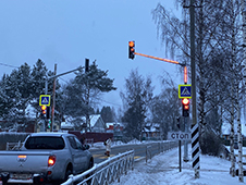 После вмешательства прокуратуры около школы в пос. Березник установили светофор