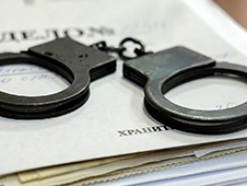 Перед судом предстанет участник группы телефонных мошенников