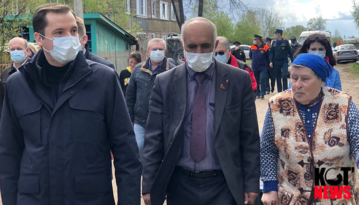 В Котлас прилетел Александр Цыбульский