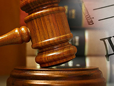 В Архангельске мелкий взяточник предстанет перед судом