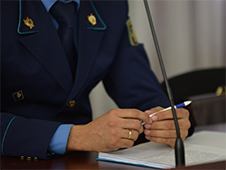 К административной ответственности привлечен предприниматель, незаконно выдававший займы под видом договора комиссии