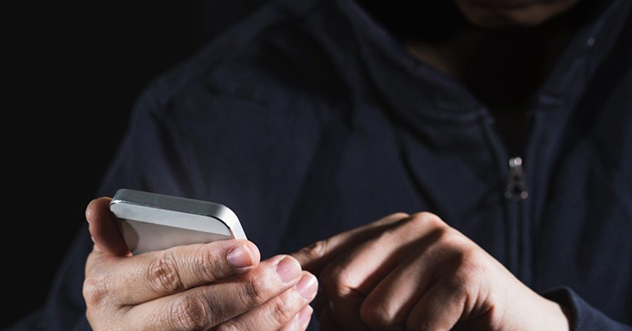 МВД России предупреждает: телефонные мошенники хотят сделать своих жертв диверсантами и террористами