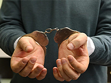 В Котласе задержали молодого закладчика