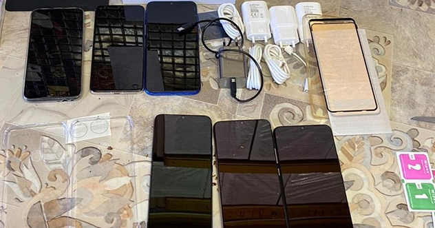 За неоднократную передачу средств сотовой связи в колонии и СИЗО ужесточается ответственность