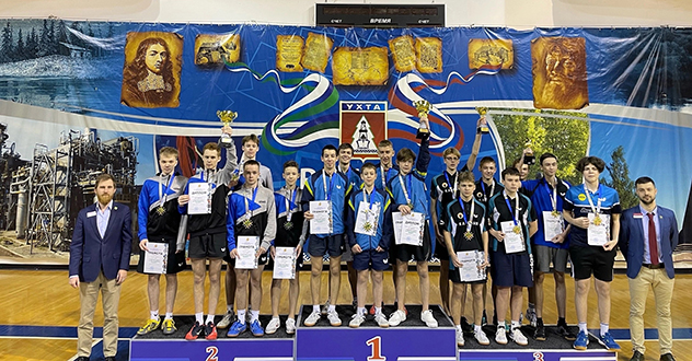 Теннисисты Архангельской области завоевали девять медалей и право выступить на Первенстве России