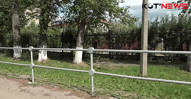 "Страной Поэтов некий выскочка, посмел назвать Страну Заборов" (с)