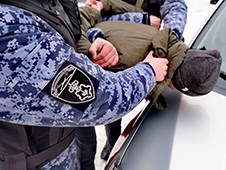 Няндомские росгвардейцы задержали осужденного рецидивиста, объявленного в розыск