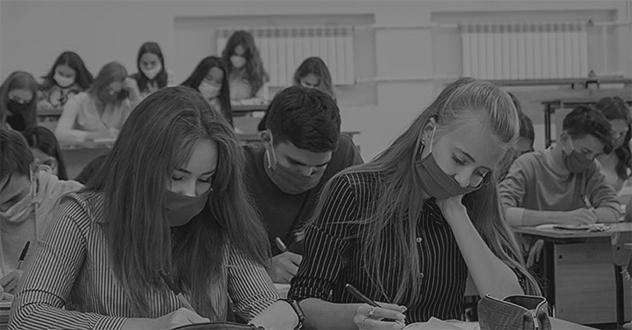 Минобрнауки внесло предложение о переводе не привитых от COVID-19 студентов на удаленное обучение
