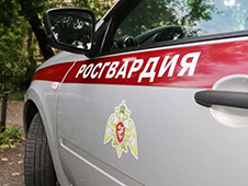 Архангельские росгвардейцы задержали гражданина, укравшего товар в обувном магазине