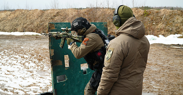 В Архангельске прошли испытания на право ношения знака отличия спецподразделений Росгвардии