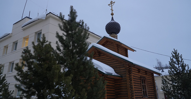 Митрополит Архангельский вручил икону отряду спецназначения «Ратник» Росгвардии