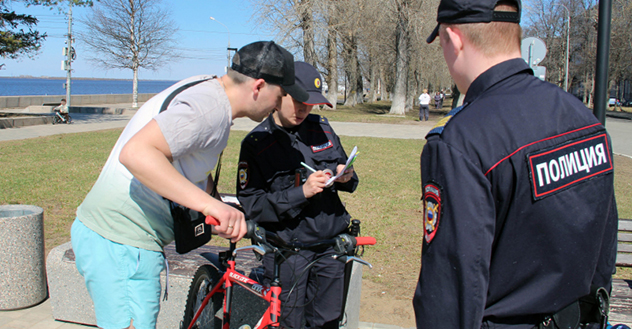 В Архангельске сотрудники полиции провели профилактический рейд