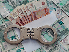 В Архангельске заместитель директора одной из коммерческих организаций обвиняется в присвоении и растрате