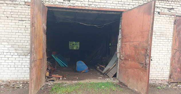 В Красноборске задержаны два брата, подозреваемые во взломе гаража у местного жителя и хищении металлических запчастей