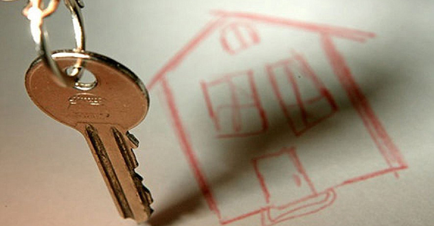 Прокурор г. Коряжмы через суд восстанавливает жилищные права сироты