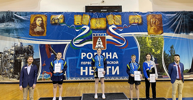 Теннисисты Архангельской области завоевали девять медалей и право выступить на Первенстве России