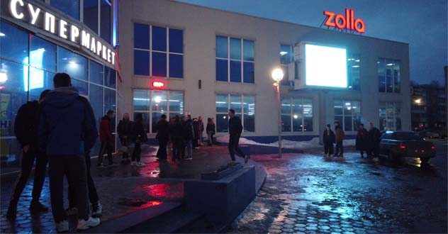 Туса в "Адмирале": как подростки "подсели" на ТЦ и что делать бедным взрослым?