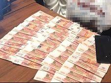 В Северодвинске сотрудниками полиции задержан предполагаемый пособник телефонных мошенников