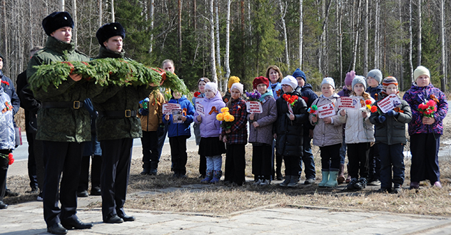 В канун праздника Великой Победы сотрудники и ветераны Регионального управления ФСБ России по Архангельской области почтили память партизан Севера