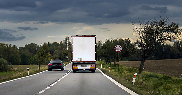 Уголовное дело нарушившего ПДД архангелогородца, вследствие чего погиб человек, направлено в суд