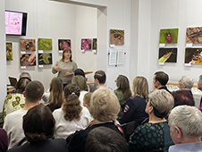 В преддверии праздника - Международного Дня музея, начальник МО МВД России «Котласский» Эдуард Рукавишников поздравил коллектив музея с профессиональным праздником