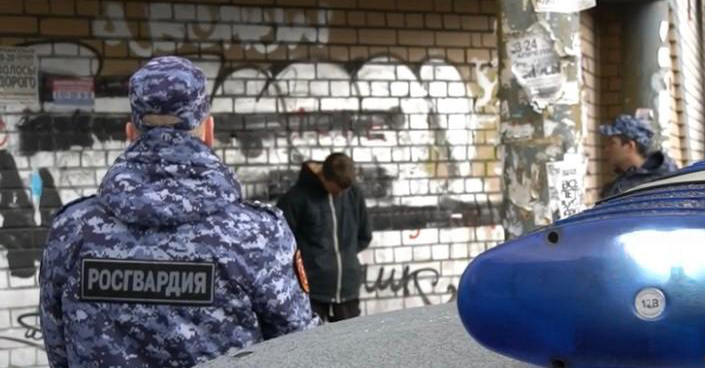 Архангельскими росгвардейцами задержан подозреваемый в совершении наркопреступления