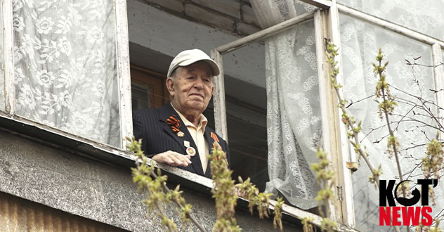 Котлашане возлагали цветы, а полиция не мешала