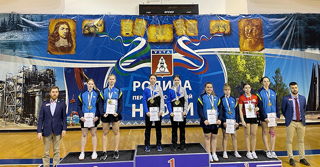Теннисисты Архангельской области завоевали девять медалей и право выступить на Первенстве России