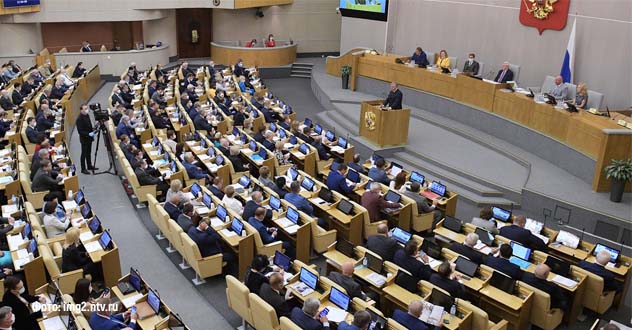 Госдума одобрила повышение зарплат помощникам депутатов