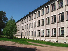 В Пинежском районе подрядчик привлечен к ответственности за нарушение сроков при проведении капитального ремонта здания образовательной организации