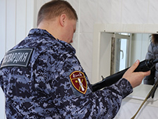 Сотрудники Росгвардии Поморья за неделю изъяли у нарушителей 21 ружьё и 177 раз выезжали по сигналам тревоги