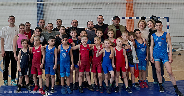 В Северодвинске прошел третий тур соревнований "Поморская борцовская лига"