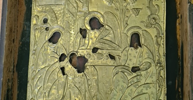 Ранее неоднократно судимый житель Приморского муниципального округа признан виновным в хищении иконы