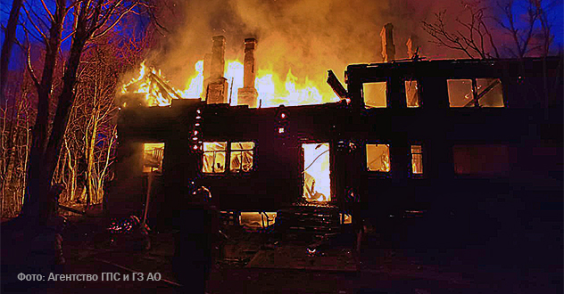 В Маймаксанском округе ночью произошёл крупный пожар: спасены 4 человека