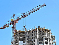 Халатность крановщика привела к гибели каменщика при строительстве многоквартирного дома в г. Северодвинске