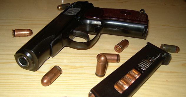 В Северодвинске вынесен приговор по уголовному делу о незаконном изготовлении огнестрельного оружия и хранении взрывоопасных веществ