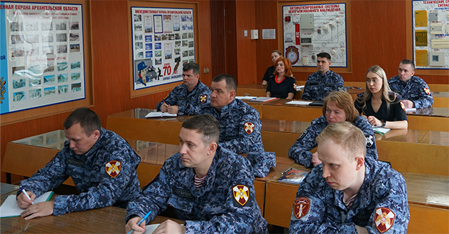 В Архангельске с начальниками отделов лицензионно- разрешительной работы прошли учебные сборы