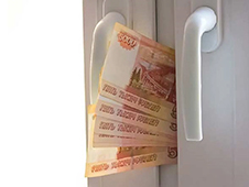 Вынесен приговор члену организованной группы, который обманным путем похищал деньги у пенсионеров под видом оказания услуг по установке окон и дверей