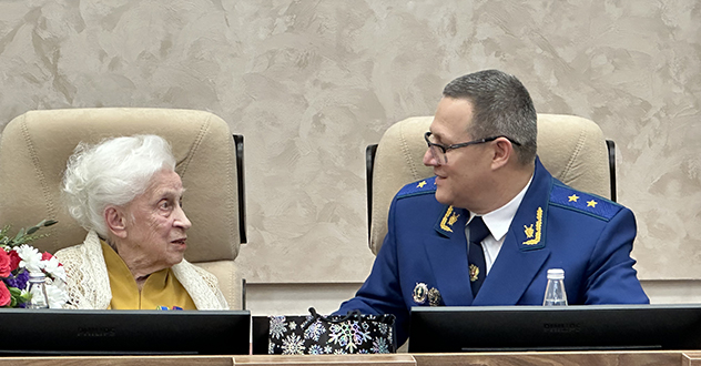 Сегодня ветерану прокуратуры Архангельской области Плешановой Нине Ивановне исполнилось 100 лет!