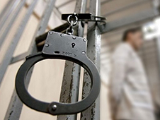 Житель г. Северодвинска предстанет перед судом за то, что до смерти избил своего дедушку