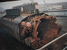 Памяти экипажа подлодки "Курск" посвящается