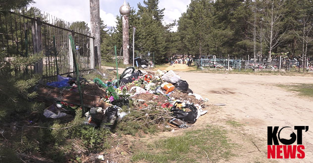 Хоронить людей становится негде, зато мусорные кучи разрастаются