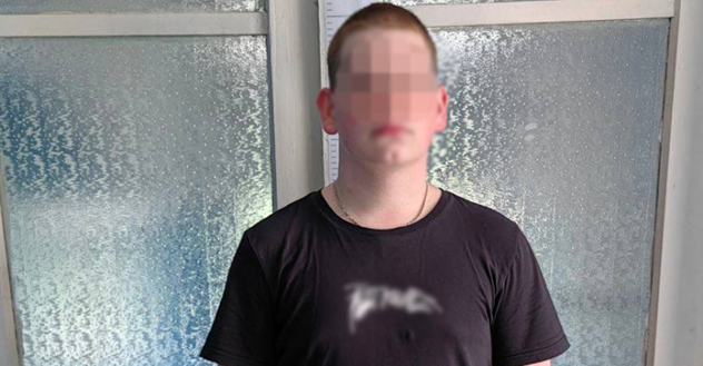 В Котласе сотрудники полиции задержали курьера, который пытался похитить деньги у 97-летней женщины