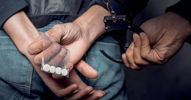 Житель г. Северодвинска подозревается в совершении наркопреступления