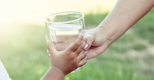 В Приморском районе защищены права многодетной семьи на обеспечение питьевой водой