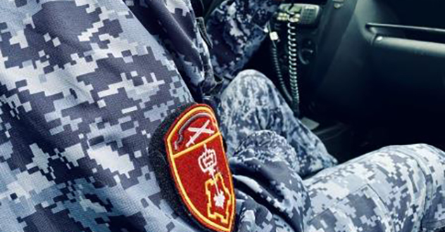 Северодвинский экипаж Росгвардии по горячим следам задержал за грабеж ранее судимого мужчину